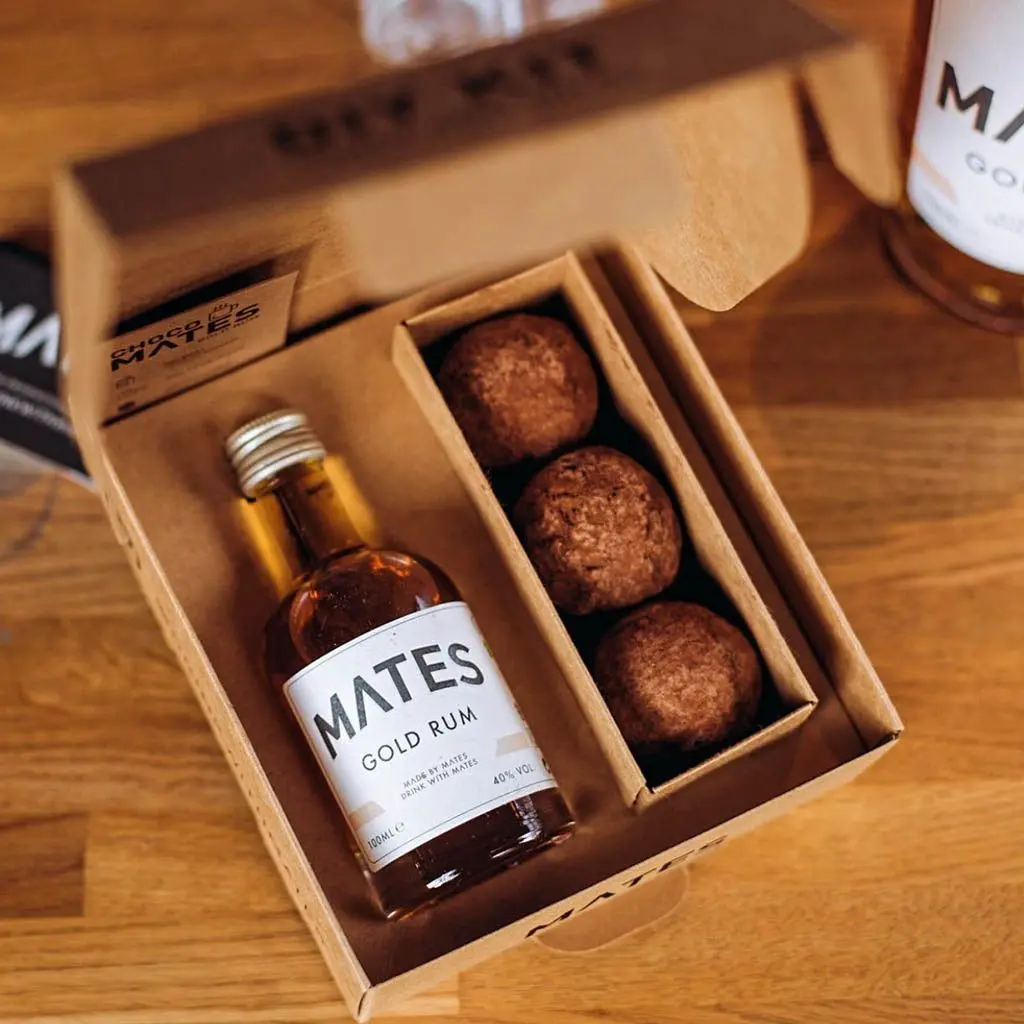 choco_mates_lifestyle.webp