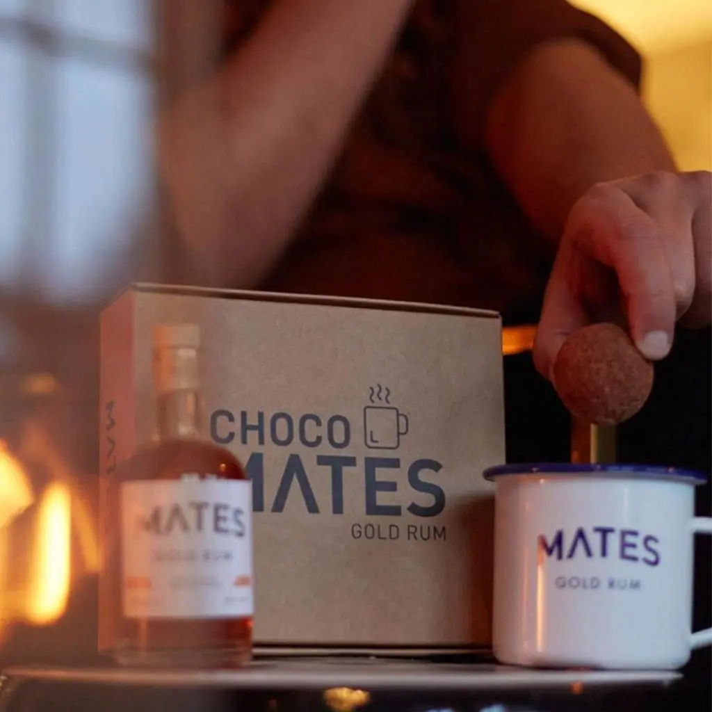 choco_mates_serve.webp
