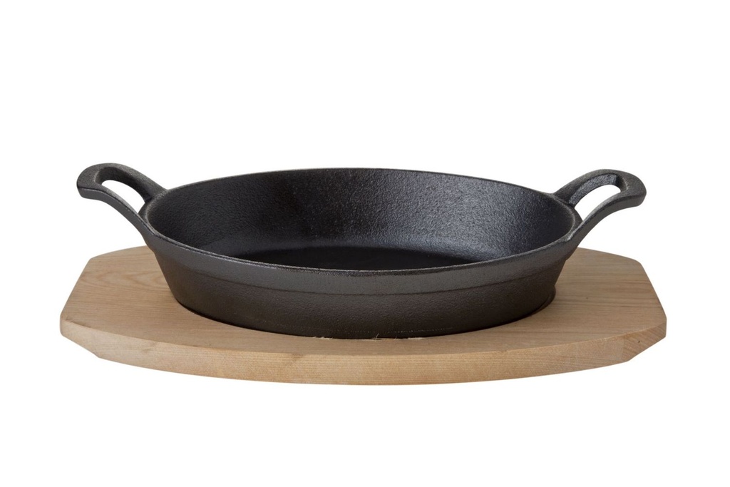 GIETIJZEREN GRATIN SCHAAL MET HOUTEN BORD